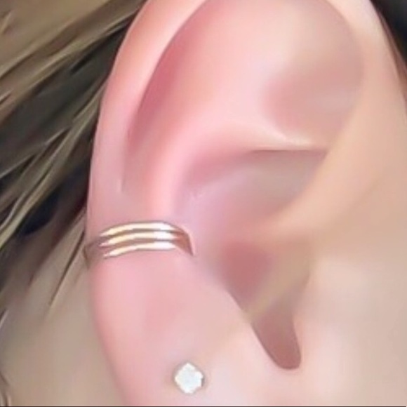 Moodtherapy Jewelry - Triple wrap ear cuff - Fake cartilage earring